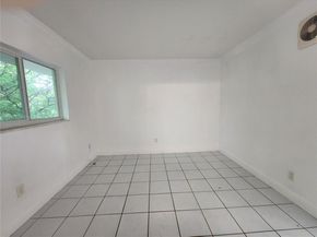 1014 Salzedo St 304, Coral Gables FL 33134