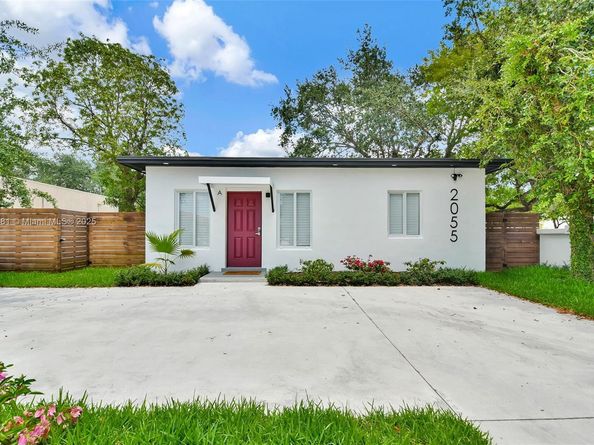 2055 NE 140th St, North Miami Beach FL 33181