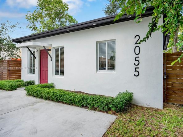 2055 NE 140th St, North Miami Beach FL 33181