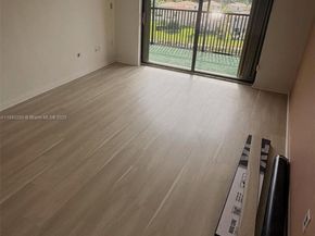 900 NE 195th St 702, Miami FL 33179