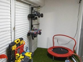 20490 NW 7th Ave 15, Miami Gardens FL 33169