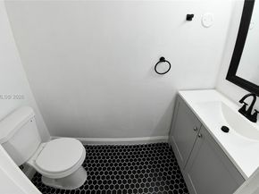 200 Diplomat Pkwy 626, Hallandale Beach FL 33009