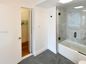 200 Diplomat Pkwy 626, Hallandale Beach FL 33009