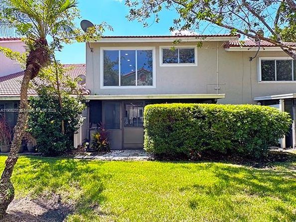 7510 S Pinewalk Dr S 104, Margate FL 33063