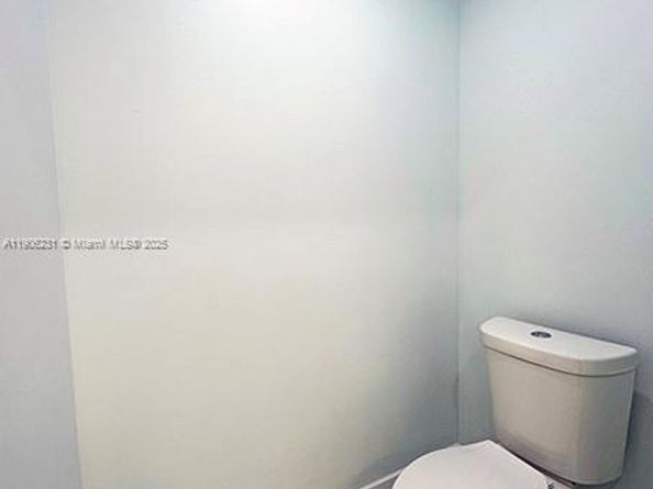 7510 S Pinewalk Dr S 104, Margate FL 33063