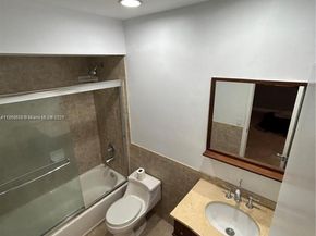 4605 SW 139th Ct 814, Miami FL 33175