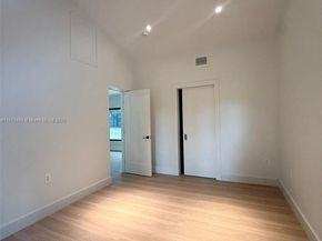 173 NW 107th St, Miami Shores FL 33168