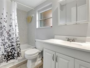 9041 Sunrise Lakes Blvd 106, Sunrise FL 33322