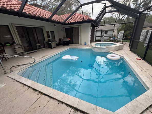 3911 SW 56th Ct, Dania Beach FL 33312