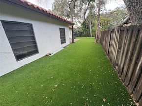 3911 SW 56th Ct, Dania Beach FL 33312