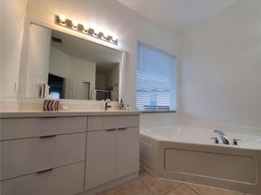 4337 Laurel Pl, Weston FL 33332