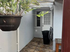 9982 SW 162nd Ct, Miami FL 33196