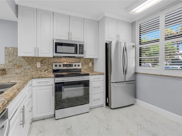 1506 Whitehall Dr 101, Davie FL 33324