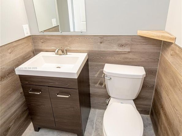 11374 SW 254th Ter, Homestead FL 33032