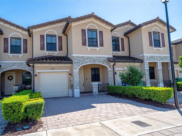 11374 SW 254th Ter, Homestead FL 33032