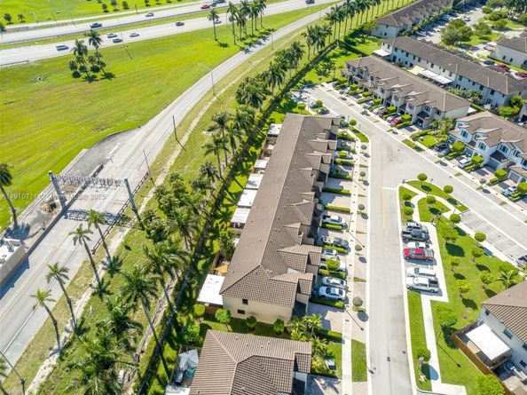 11374 SW 254th Ter, Homestead FL 33032