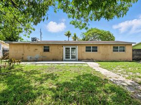 4021 NW 7th Ave, Deerfield Beach FL 33064