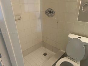 4021 NW 7th Ave, Deerfield Beach FL 33064
