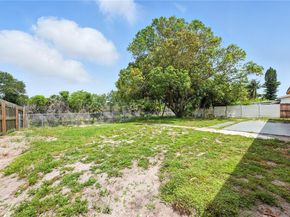 4021 NW 7th Ave, Deerfield Beach FL 33064