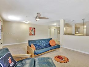 19151 N Hibiscus St, Weston FL 33332