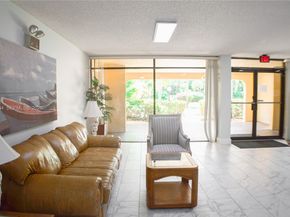 733 SE 1st Way 206, Deerfield Beach FL 33441