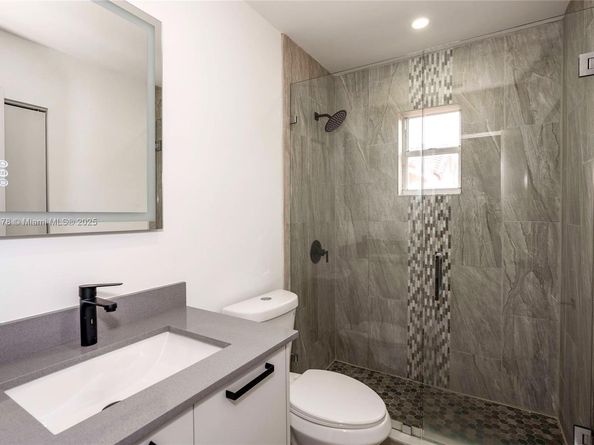 13912 SW 103rd Ln, Miami FL 33186