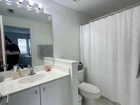 5840 W Sample Rd 305, Coral Springs FL 33067