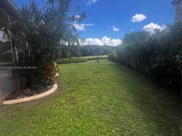 Undisclosed Address #A11902932, Weston FL 33327