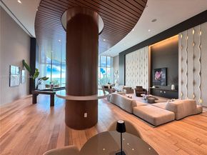 460 NE 28th St 1708, Miami FL 33137