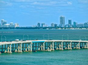 460 NE 28th St 1708, Miami FL 33137