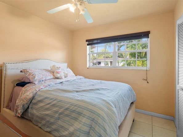 9710 SW 74th St, Miami FL 33173