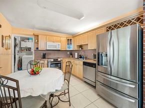 9710 SW 74th St, Miami FL 33173