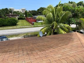 802 S 24th Ave, Hollywood FL 33020