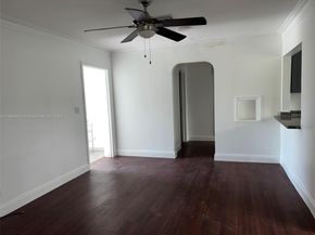 802 S 24th Ave, Hollywood FL 33020