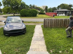 802 S 24th Ave, Hollywood FL 33020