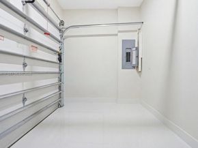 7026 NW 103rd Pl, Doral FL 33178