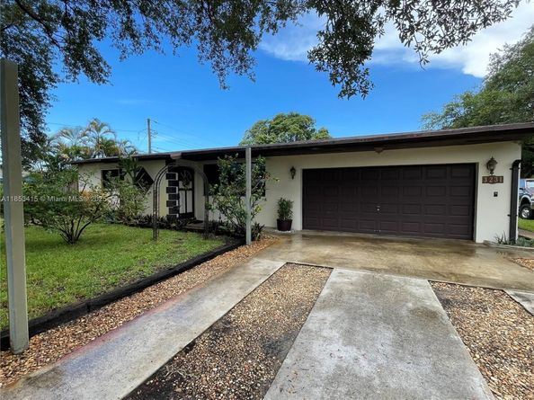 3231 N 73rd Ave, Hollywood FL 33024