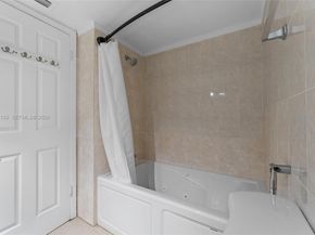 18061 Biscayne Blvd 1701, Aventura FL 33160