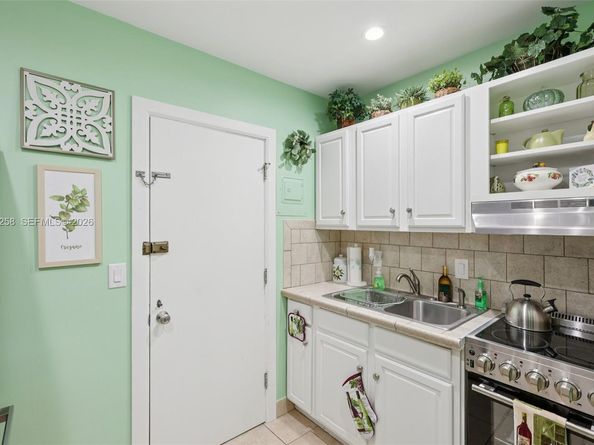 6260 NE 18th Ave 823, Fort Lauderdale FL 33334