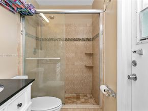 2031 NW 32nd St, Oakland Park FL 33309