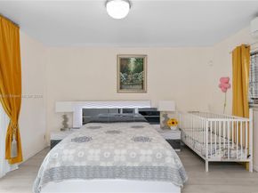2031 NW 32nd St, Oakland Park FL 33309