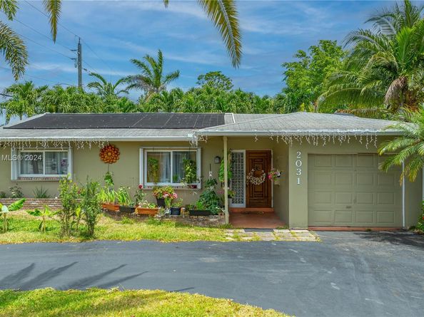 2031 NW 32nd St, Oakland Park FL 33309