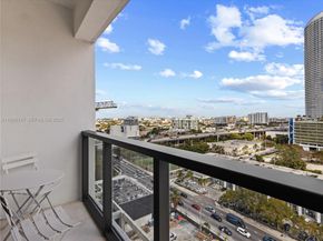 239 SW 9th St 1403, Miami FL 33130