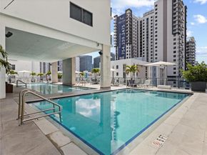 239 SW 9th St 1403, Miami FL 33130