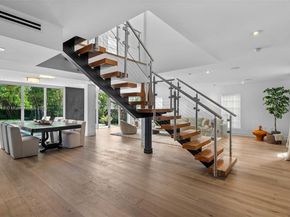 575 Bay Point Rd, Miami FL 33137
