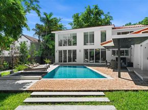 575 Bay Point Rd, Miami FL 33137
