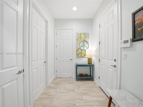 11927 N Leon Cir N, Parkland FL 33076