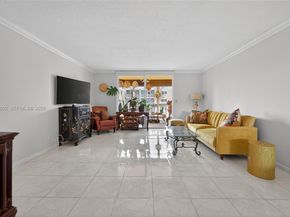 610 NE 12th Ave 602, Hallandale Beach FL 33009