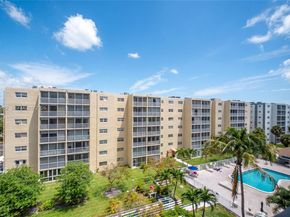 610 NE 12th Ave 602, Hallandale Beach FL 33009