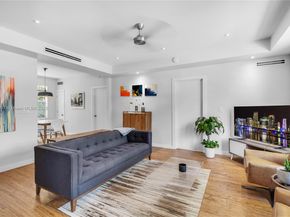 810 11th Street 102, Miami Beach FL 33139